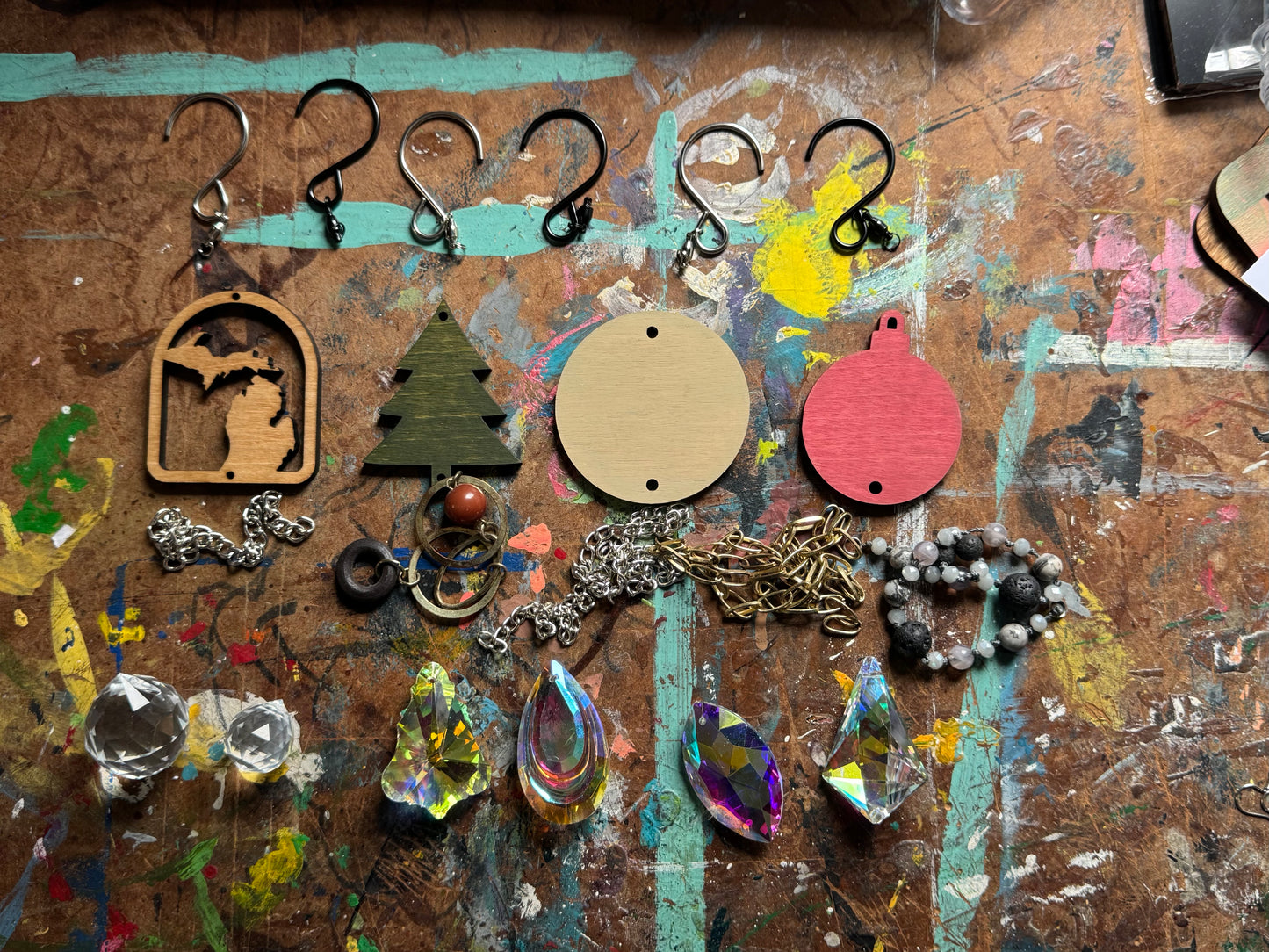 Sunday, November 16th 2-4:30pm: DIY CHRISTMAS GIFT WORKSHOP